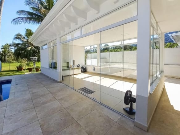 Casa no Condomínio Costa Verde Tabatinga com 6 quartos, na Praia de Tabatinga com 800m²