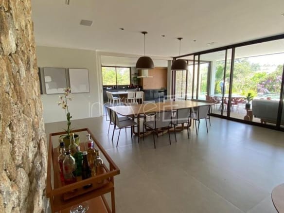 Casa de Condomínio para Venda com 4 quartos, em Tamboré com 692m²
