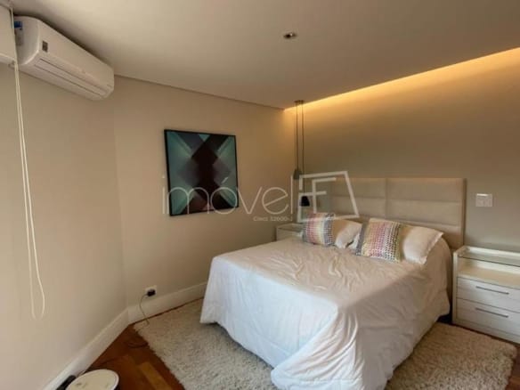 Casa de Condomínio para Venda com 4 quartos, em Tamboré com 692m²