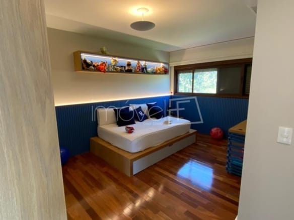 Casa de Condomínio para Venda com 4 quartos, em Tamboré com 692m²