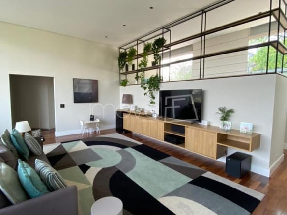 Casa de Condomínio para Venda com 4 quartos, em Tamboré com 692m²