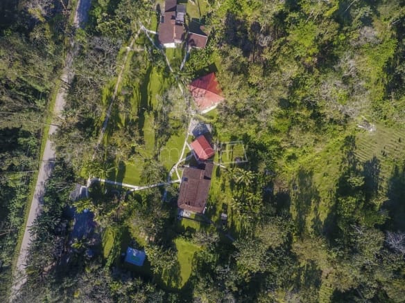 Terreno para Venda em Jaraguá com 600m²