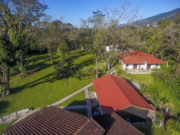 Terreno para Venda em Jaraguá com 600m²