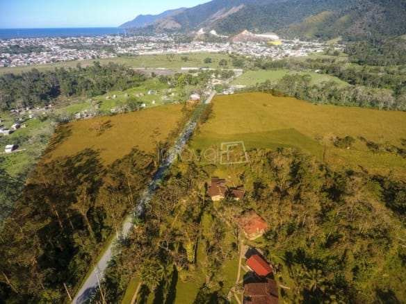 Terreno para Venda em Jaraguá com 600m²