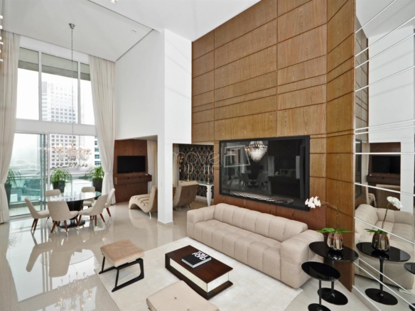 Apartamento para Venda com 2 quartos, em Cidade Monções com 170m²