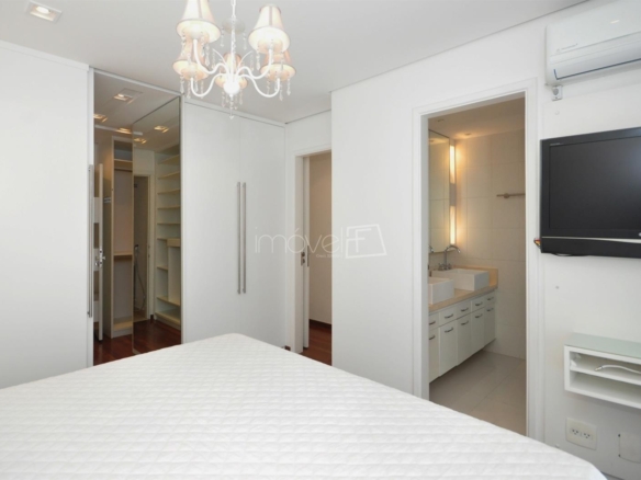 Apartamento para Venda com 2 quartos, em Cidade Monções com 170m²