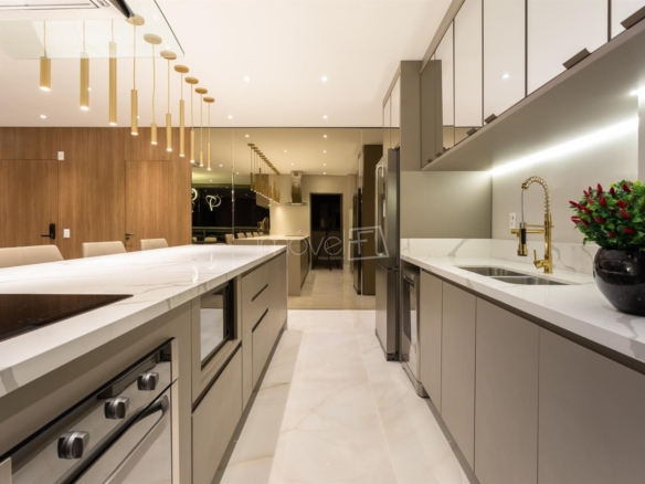 Cobertura para Venda com 4 quartos, em Vila Nova Conceição com 256m²