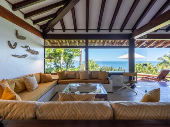 Casa de Condomínio para Venda com 4 quartos, em Ilhabela com 432m²