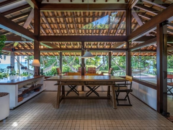 Casa de Condomínio para Venda com 4 quartos, em Ilhabela com 432m²