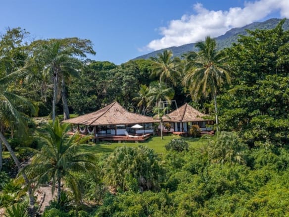 Casa de Condomínio para Venda com 4 quartos, em Ilhabela com 432m²