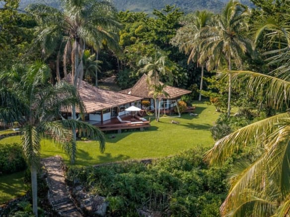 Casa de Condomínio para Venda com 4 quartos, em Ilhabela com 432m²