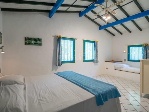 Casa de Condomínio para Venda com 4 quartos, em Ilhabela com 432m²