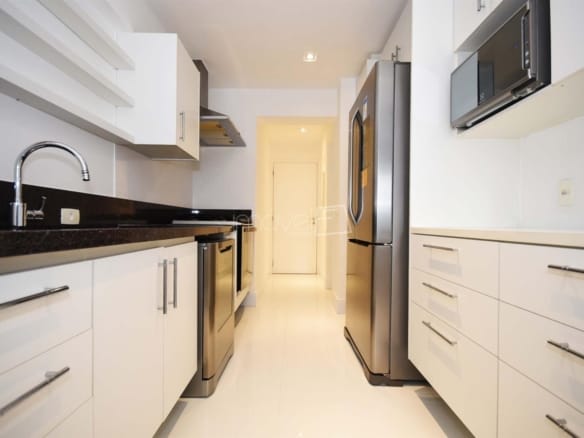 Apartamento para Venda com 2 quartos, em Cidade Monções com 180m²