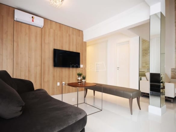 Apartamento para Venda com 2 quartos, em Cidade Monções com 180m²