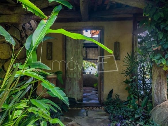 Casa de Condomínio para Venda com 5 quartos, em Ilhabela com 700m²