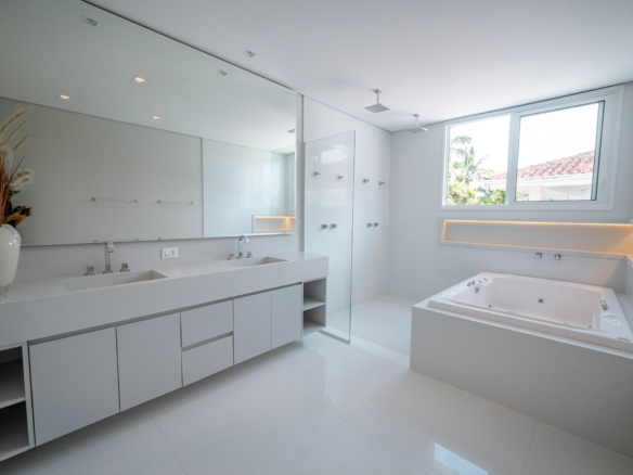 Casa no Condominio Costa Verde Tabatinga com 7 quartos, na Praia de Tabatinga com 600m²