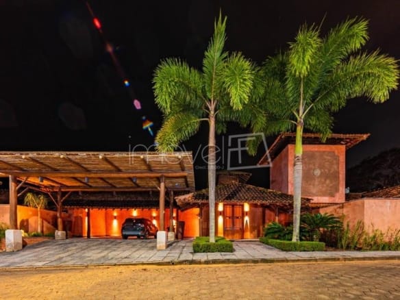 Casa para Venda com 11 quartos, no Condomínio Roteiro do Sol – vista praia da Cocanha, com 1400m²