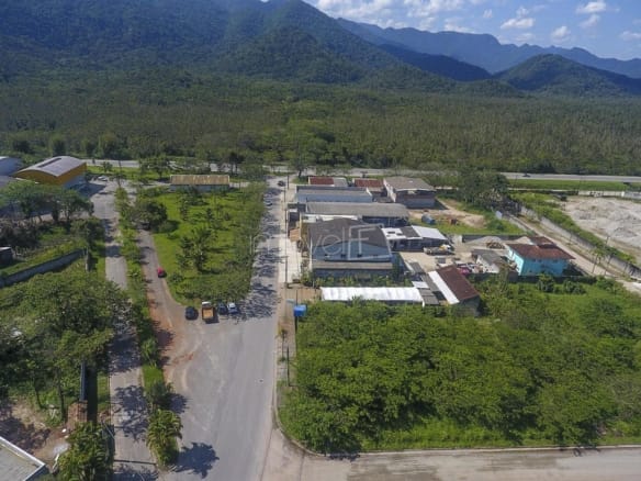 Terreno para Venda em Tabatinga com 1070m²
