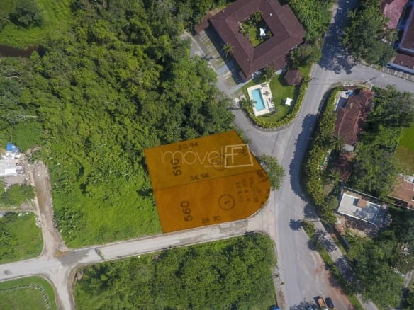 Terreno para Venda em Tabatinga com 1070m²