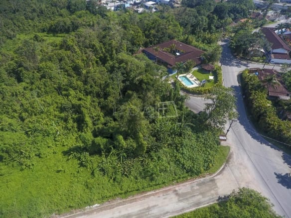 Terreno para Venda em Tabatinga com 1070m²