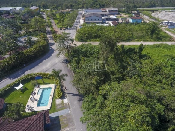Terreno para Venda em Tabatinga com 1070m²