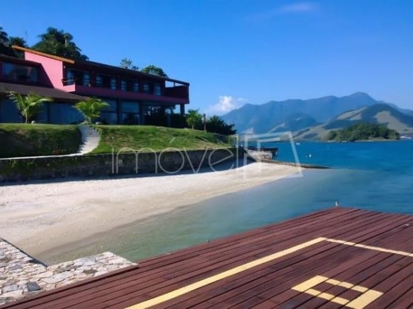 Casa de Condomínio para Venda com 13 quartos, em Bracuí (Cunhambebe) com 1680m²