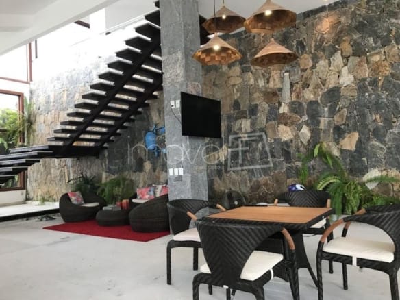 Casa de Condomínio para Venda com 13 quartos, em Bracuí (Cunhambebe) com 1680m²