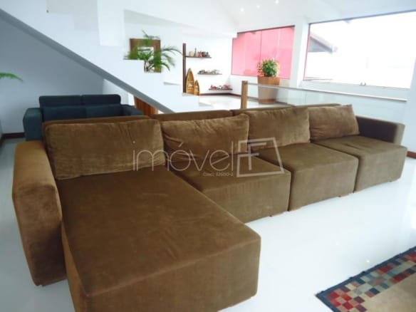 Casa de Condomínio para Venda com 13 quartos, em Bracuí (Cunhambebe) com 1680m²