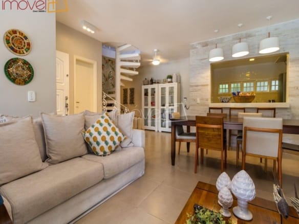 Casa para Venda com 5 quartos, em Tabatinga com 378m²