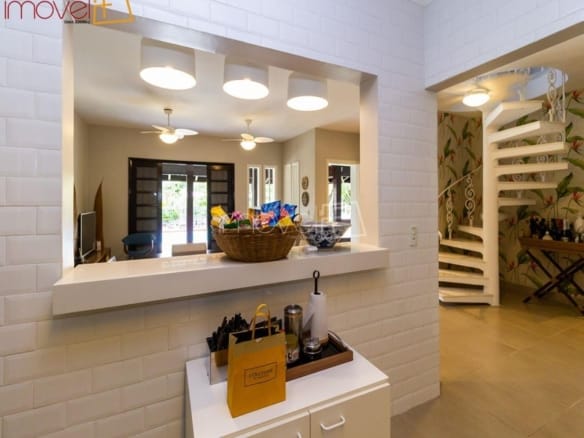 Casa para Venda com 5 quartos, em Tabatinga com 378m²