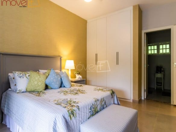 Casa para Venda com 5 quartos, em Tabatinga com 378m²