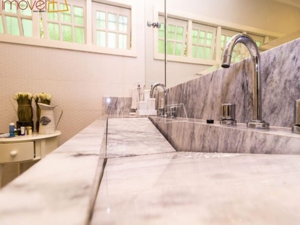 Casa para Venda com 5 quartos, em Tabatinga com 378m²