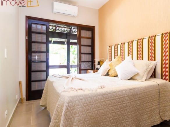 Casa para Venda com 5 quartos, em Tabatinga com 378m²