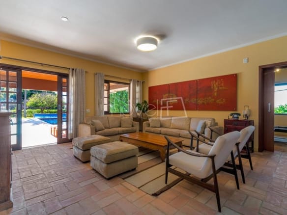 Casa para Venda com 5 quartos, em Nova Gardênia com 349,6m²