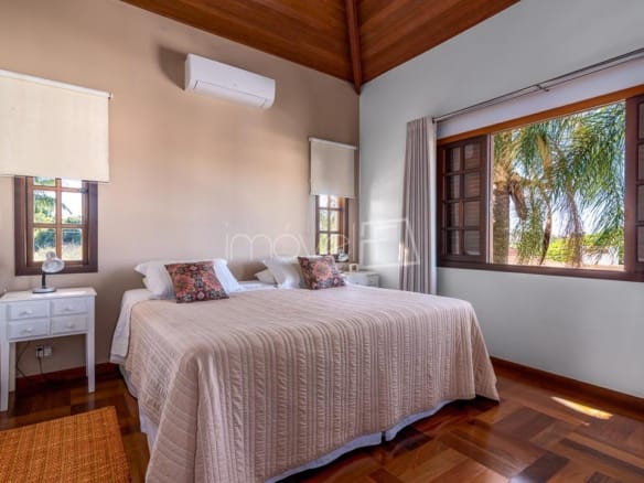 Casa para Venda com 5 quartos, em Nova Gardênia com 349,6m²
