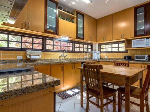 Casa para Venda com 5 quartos, em Nova Gardênia com 349,6m²