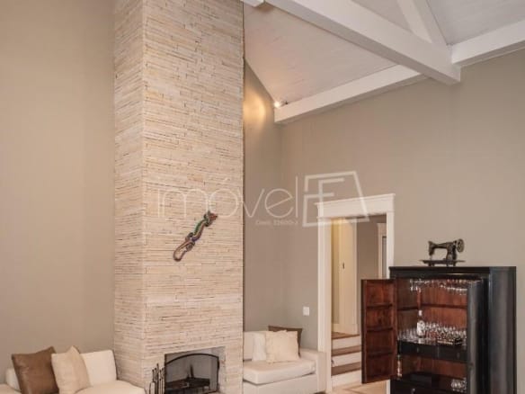 Casa de Condomínio para Venda com 7 quartos, em Ivoturucaia com 2500m²