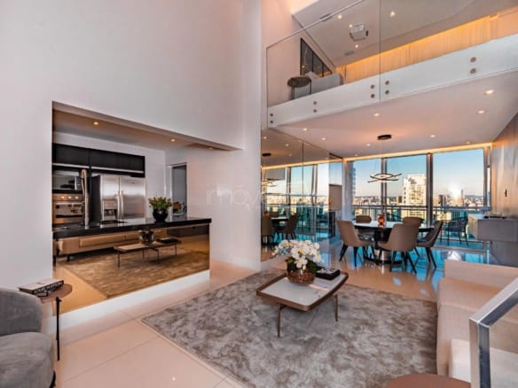 Apartamento para Venda com 2 quartos, em Cidade Monções com 164m²