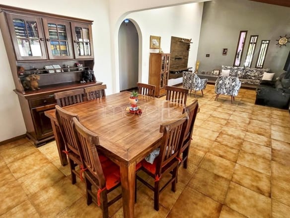 Chácara com 7 quartos, na Praia de Maranduba com 400m² ac