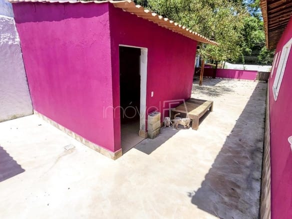 Chácara com 7 quartos, na Praia de Maranduba com 400m² ac