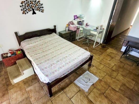 Chácara com 7 quartos, na Praia de Maranduba com 400m² ac