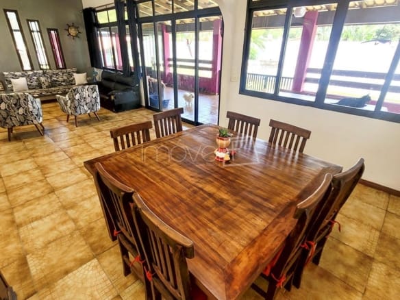 Chácara com 7 quartos, na Praia de Maranduba com 400m² ac
