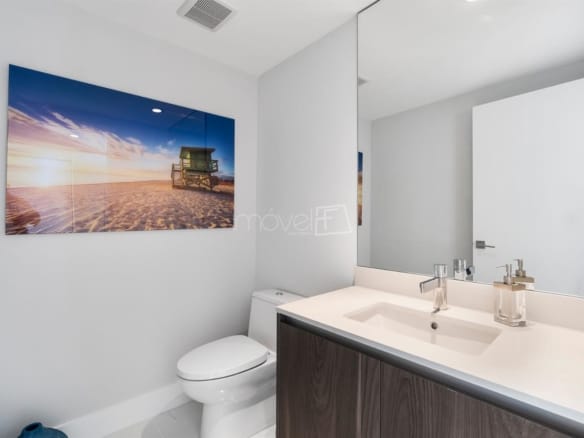 Apartamento para Venda com 3 quartos, em Miami com 200m²