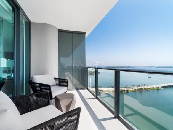 Apartamento para Venda com 3 quartos, em Miami com 200m²