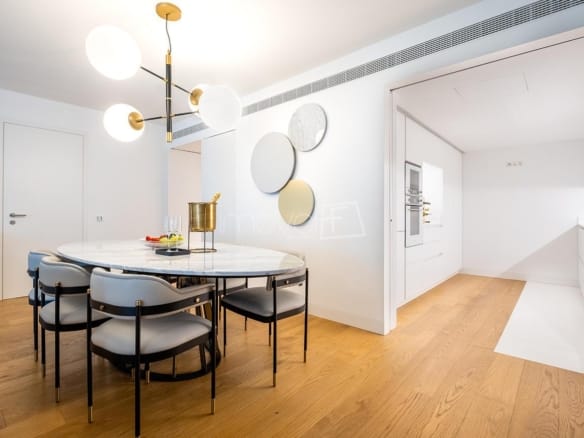 Apartamento para Venda com 3 quartos, em Lisboa com 190m²