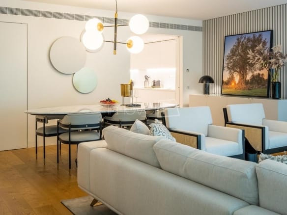 Apartamento para Venda com 3 quartos, em Lisboa com 190m²