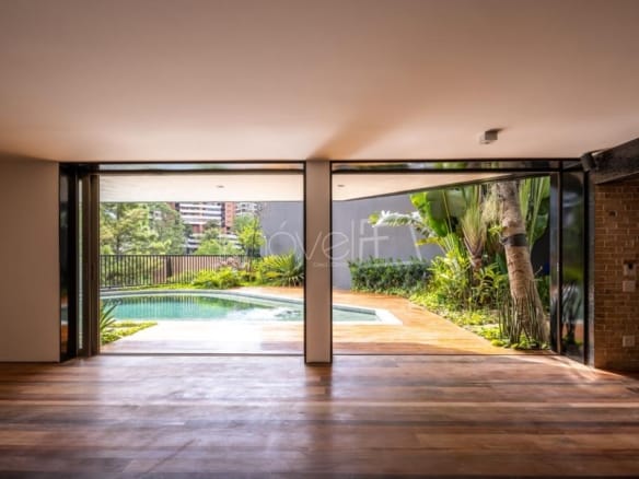 Casa de Condomínio para Venda com 4 quartos, em Jardim Vitória Régia com 661m²