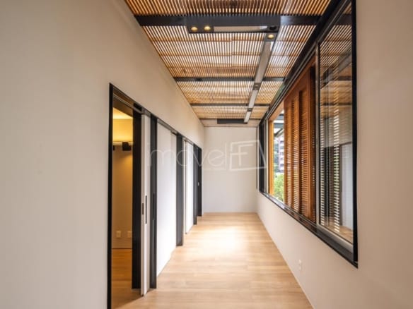 Casa de Condomínio para Venda com 4 quartos, em Jardim Vitória Régia com 661m²