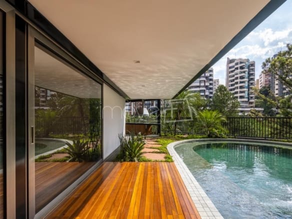 Casa de Condomínio para Venda com 4 quartos, em Jardim Vitória Régia com 661m²