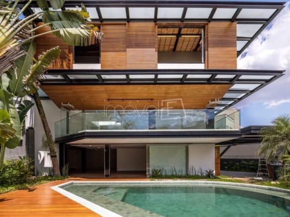 Casa de Condomínio para Venda com 4 quartos, em Jardim Vitória Régia com 661m²